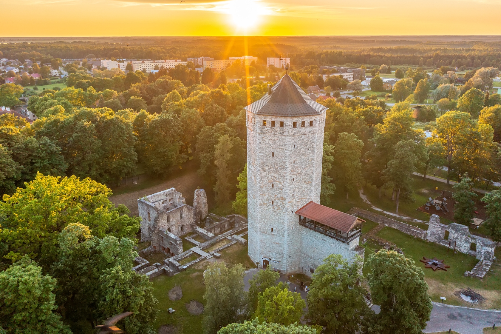 Arvamusfestivali kodu Paide: ideedest tulvil väikelinn